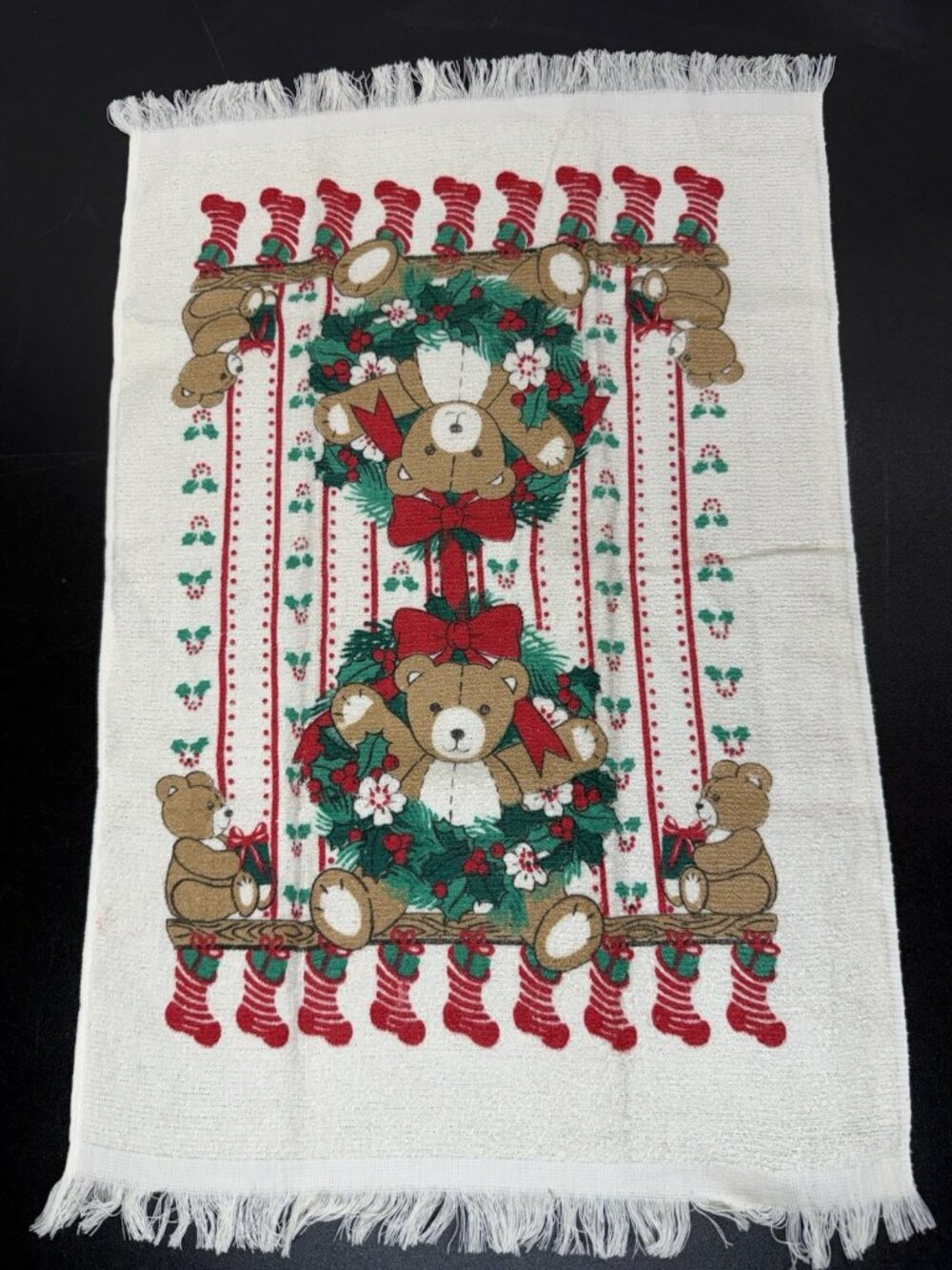 Vintage Kitchen Towel Christmas Teddy Bears Wreath Cotton Dish Towel Bibb